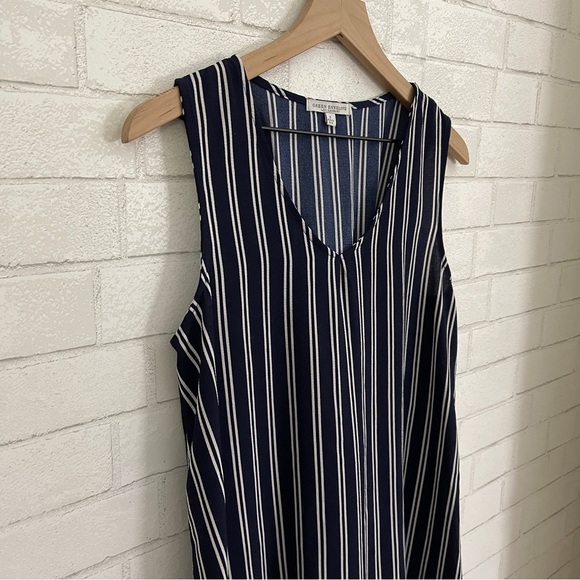 GREEN ENVELOPE Navy White Vertical Stripe Sleeveless Tunic Top - Picture 3 of 11